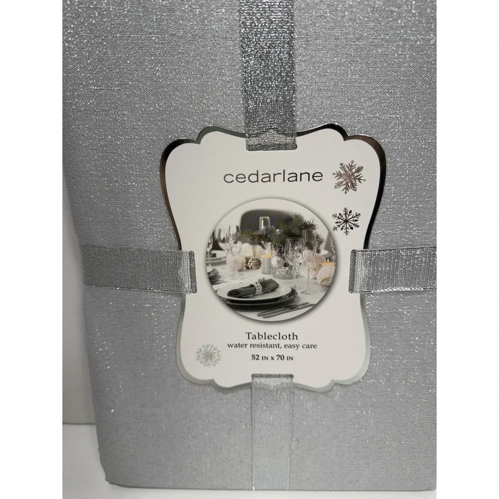 CEDARLANE Water Resistance EASY CARE Silver‎ TABLECLOTH Sparkly  52 x 70 New